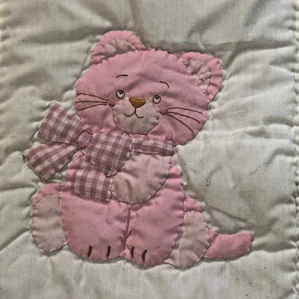VTG House of Hatten Baby Quilt Blanket Pastel Animals Puppy‎ Kitten Bunny Duck